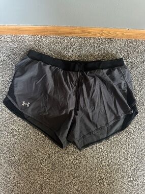 Under Armour Women’s Black Athletic Shorts with Contrast Waistband